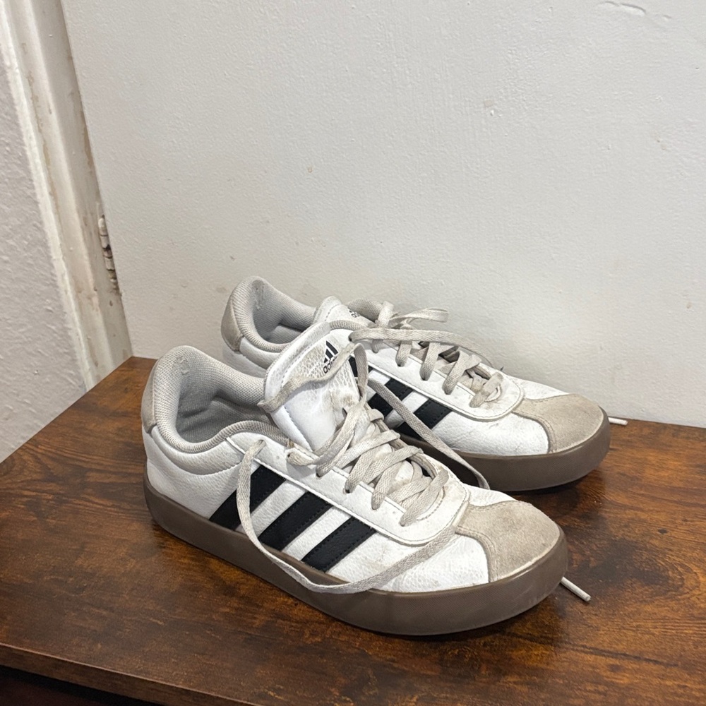 Adidas Men's White and Black Sneakers